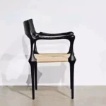 ⁦كرسي خشب اسود مودرن⁩ - الصورة ⁦2⁩