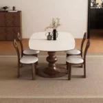 طاولة طعام مع كراسي بتصميم ريفي